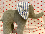Elephant / Noel